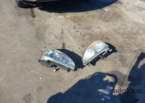 2005 Lexus Rx 330 z USA, uszkodzony, nr VIN 2T2GA31U45C035860